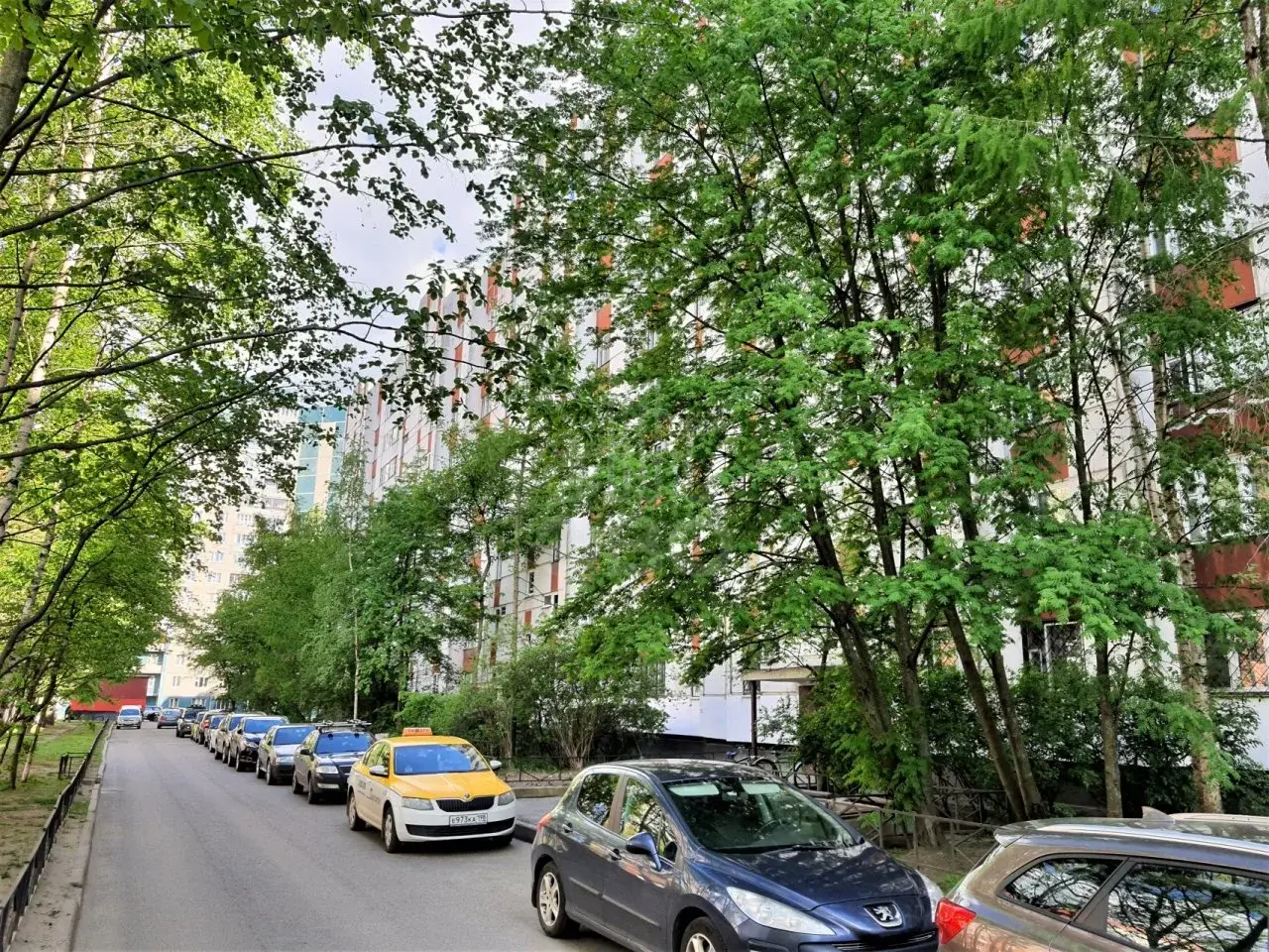 однокомнатная квартира в Санкт-Петербурге по адресу: Комендантский проспект, 32, к 3