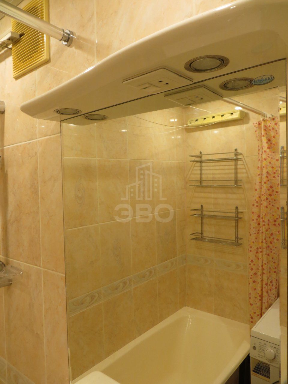 двухкомнатная квартира в Санкт-Петербурге по адресу: Софийская ул., 57