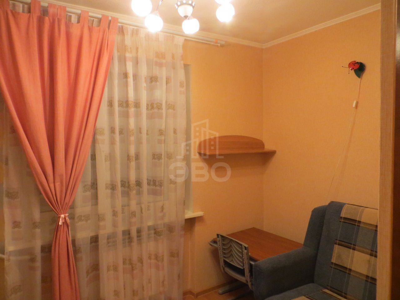 двухкомнатная квартира в Санкт-Петербурге по адресу: Софийская ул., 57