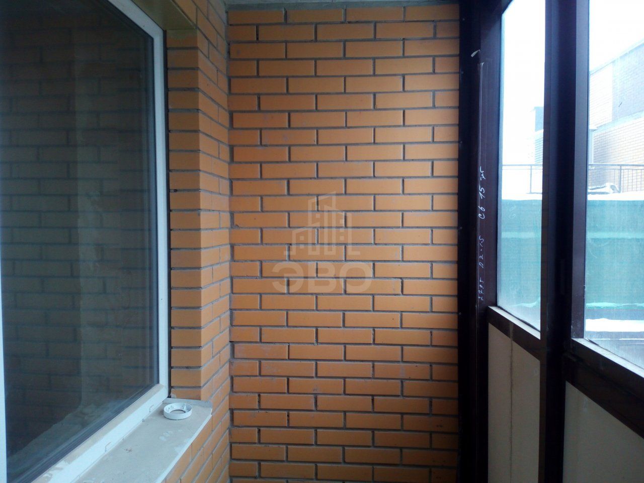 трехкомнатная квартира в Санкт-Петербурге по адресу: Шкапина ул., 9-11