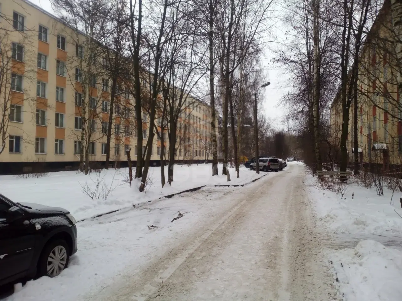 трехкомнатная квартира в Санкт-Петербурге по адресу: Тамбасова ул., 25, к 7