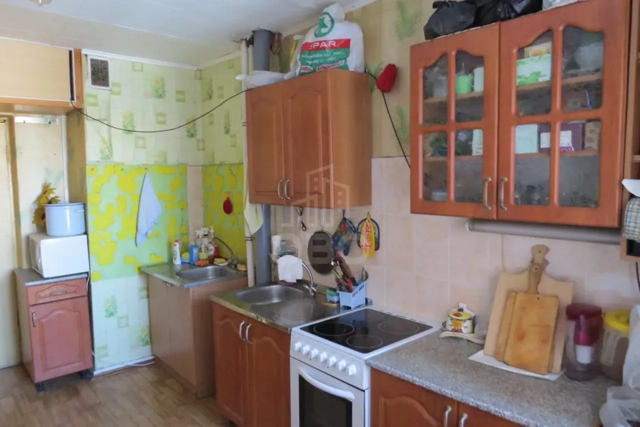 комната в Санкт-Петербурге по адресу: Ударников пр-кт., 36