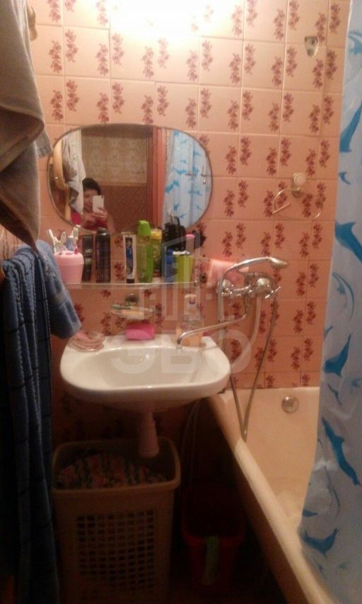 комната в Санкт-Петербурге по адресу: Стачек пр-кт., 105, к.2