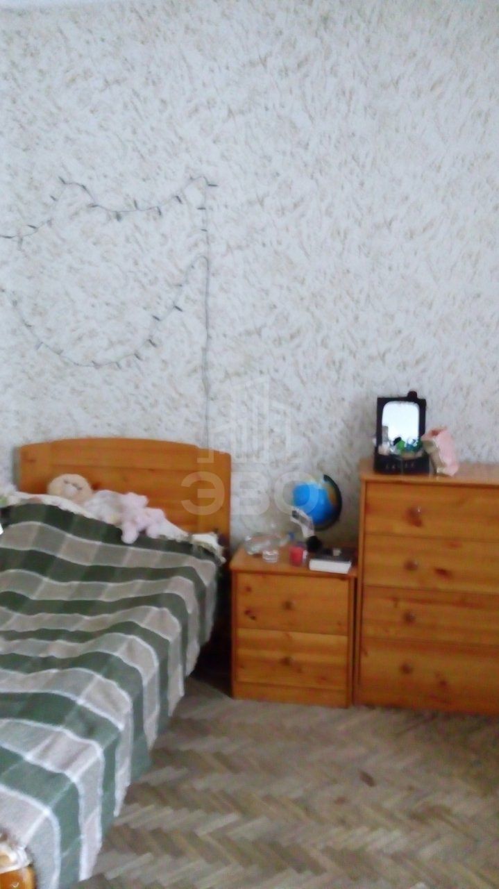 комната в Санкт-Петербурге по адресу: Средний В.О. пр-кт., 99/18