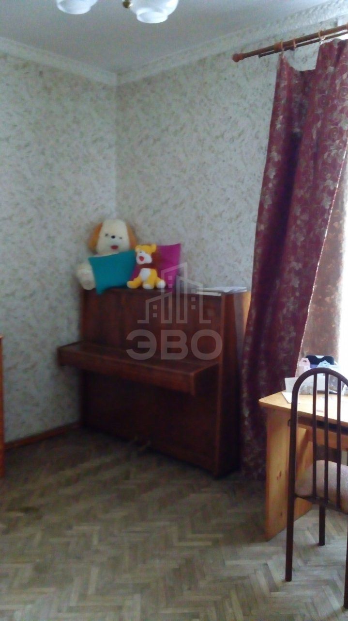 комната в Санкт-Петербурге по адресу: Средний В.О. пр-кт., 99/18