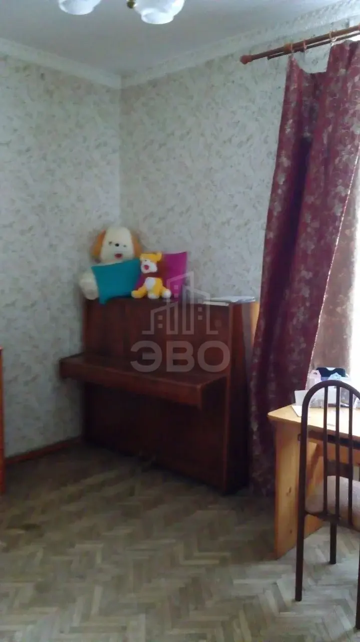 комната в Санкт-Петербурге по адресу: Средний В.О. пр-кт., 99/18