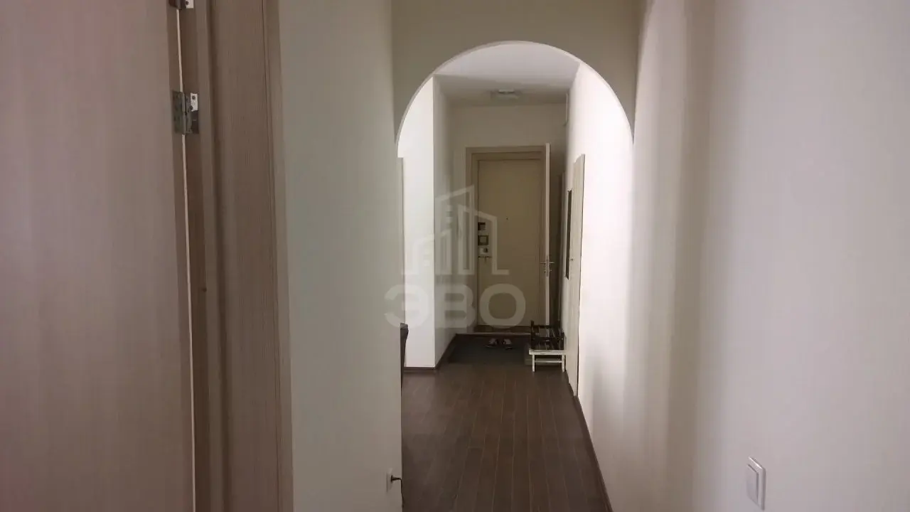 трехкомнатная квартира в Санкт-Петербурге по адресу: 8-я Советская ул., 33