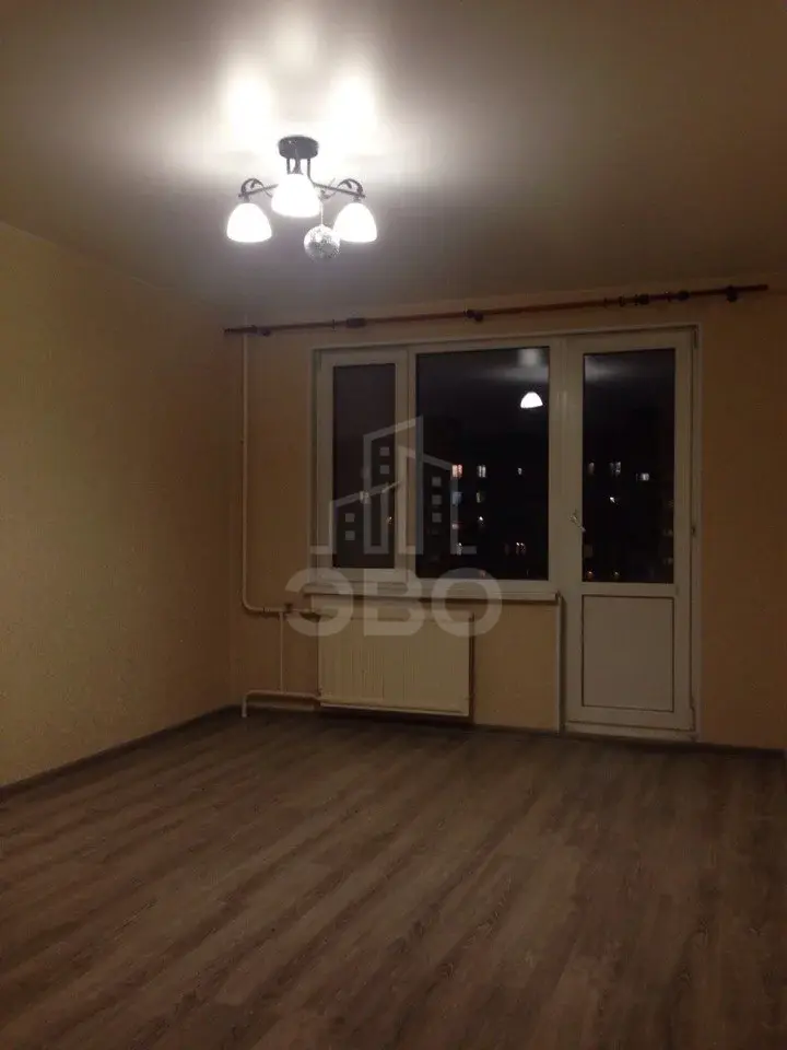 однокомнатная квартира в Санкт-Петербурге по адресу: Глухарская ул., 3