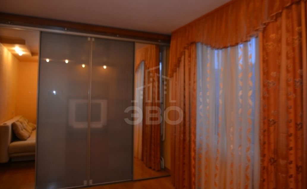 однокомнатная квартира в Санкт-Петербурге по адресу: Купчинская ул., 6