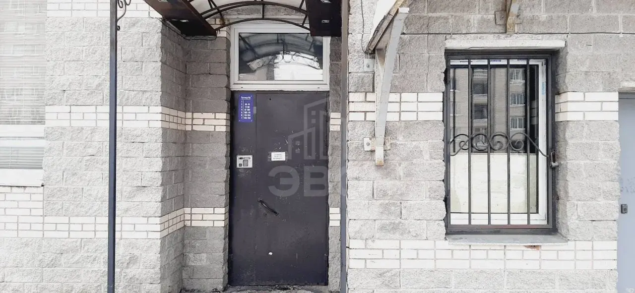 однокомнатная квартира в Санкт-Петербурге по адресу: Ушинского ул., 3, к 3