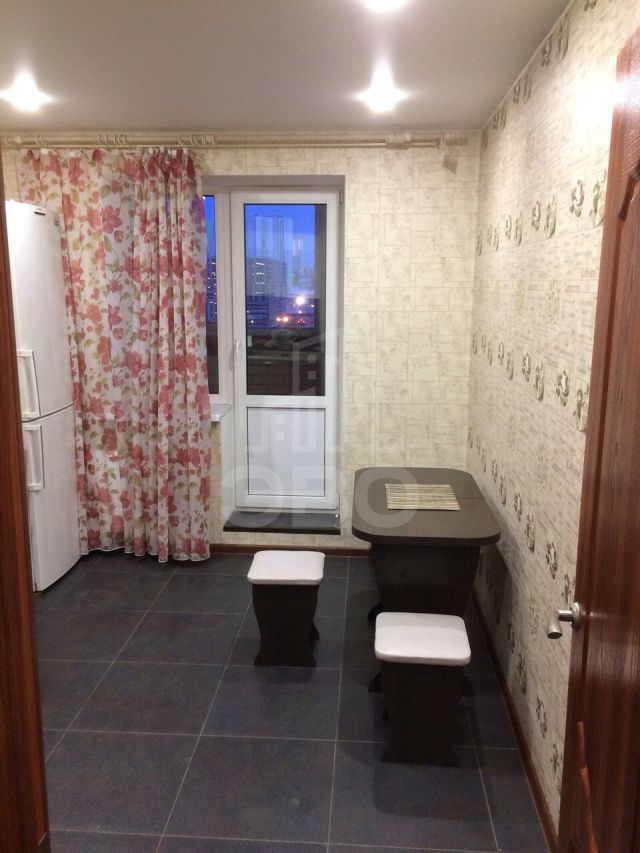 однокомнатная квартира в Санкт-Петербурге по адресу: Кушелевская дор., 5, к.3