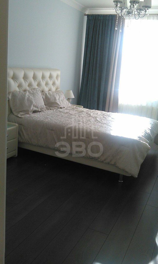 двухкомнатная квартира в Санкт-Петербурге по адресу: Кременчугская ул., 9, к.1