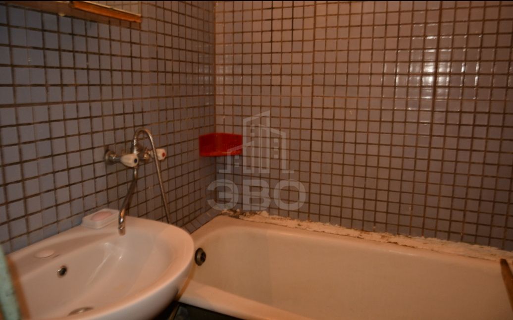 двухкомнатная квартира в Санкт-Петербурге по адресу: Моравский пер., 7, к 1