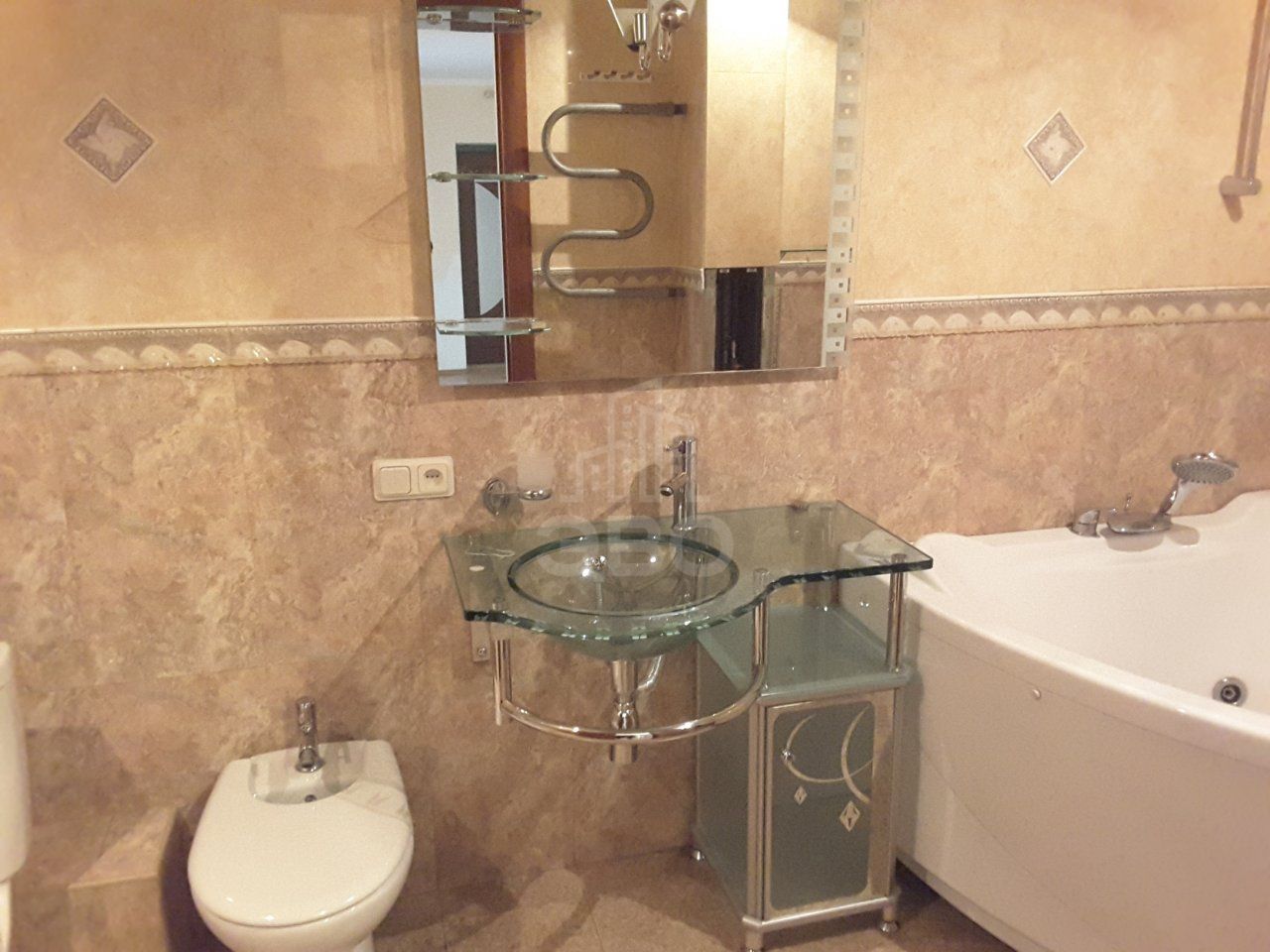 трехкомнатная квартира в Санкт-Петербурге по адресу: Бутлерова ул., 40