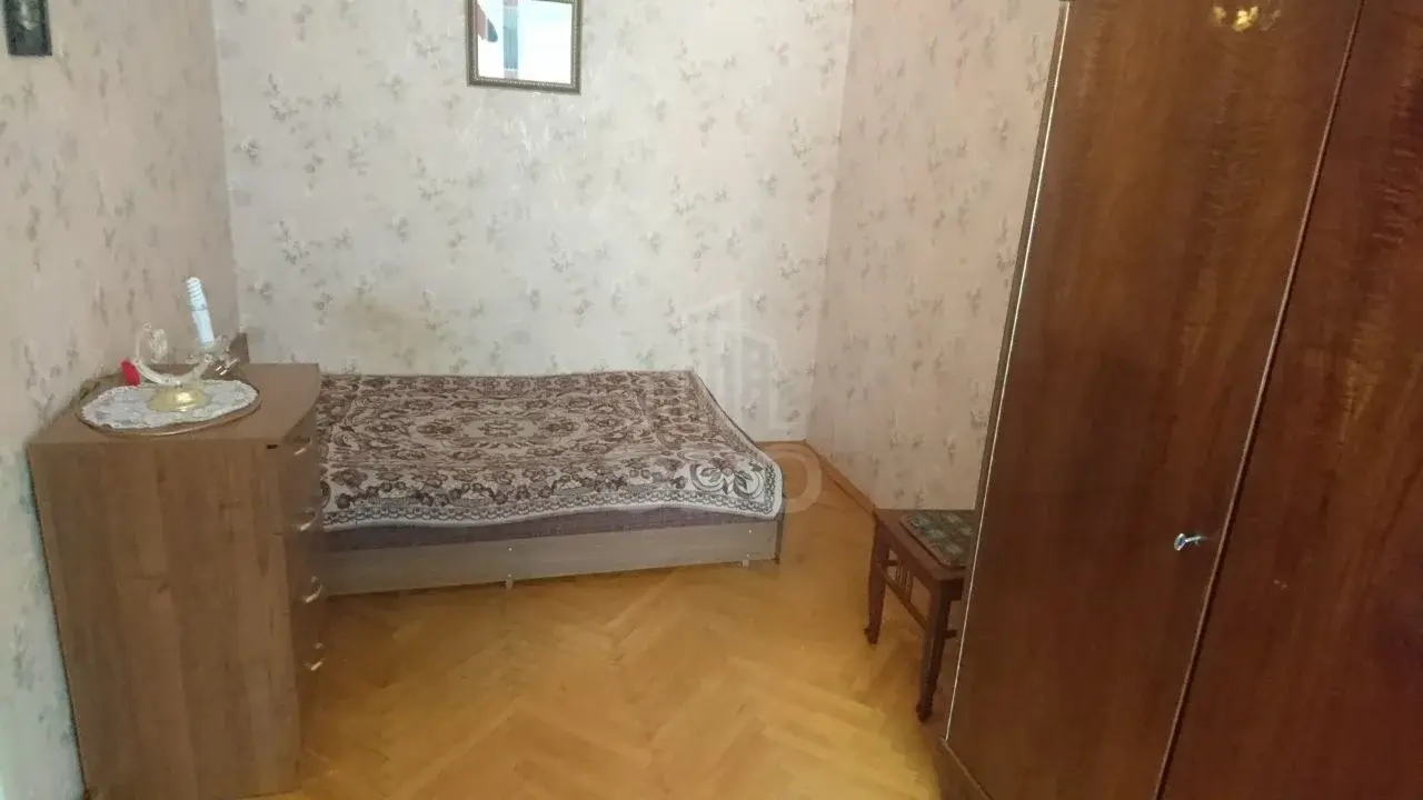 трехкомнатная квартира в Санкт-Петербурге по адресу: Маршала Блюхера пр-кт., 61, к.2