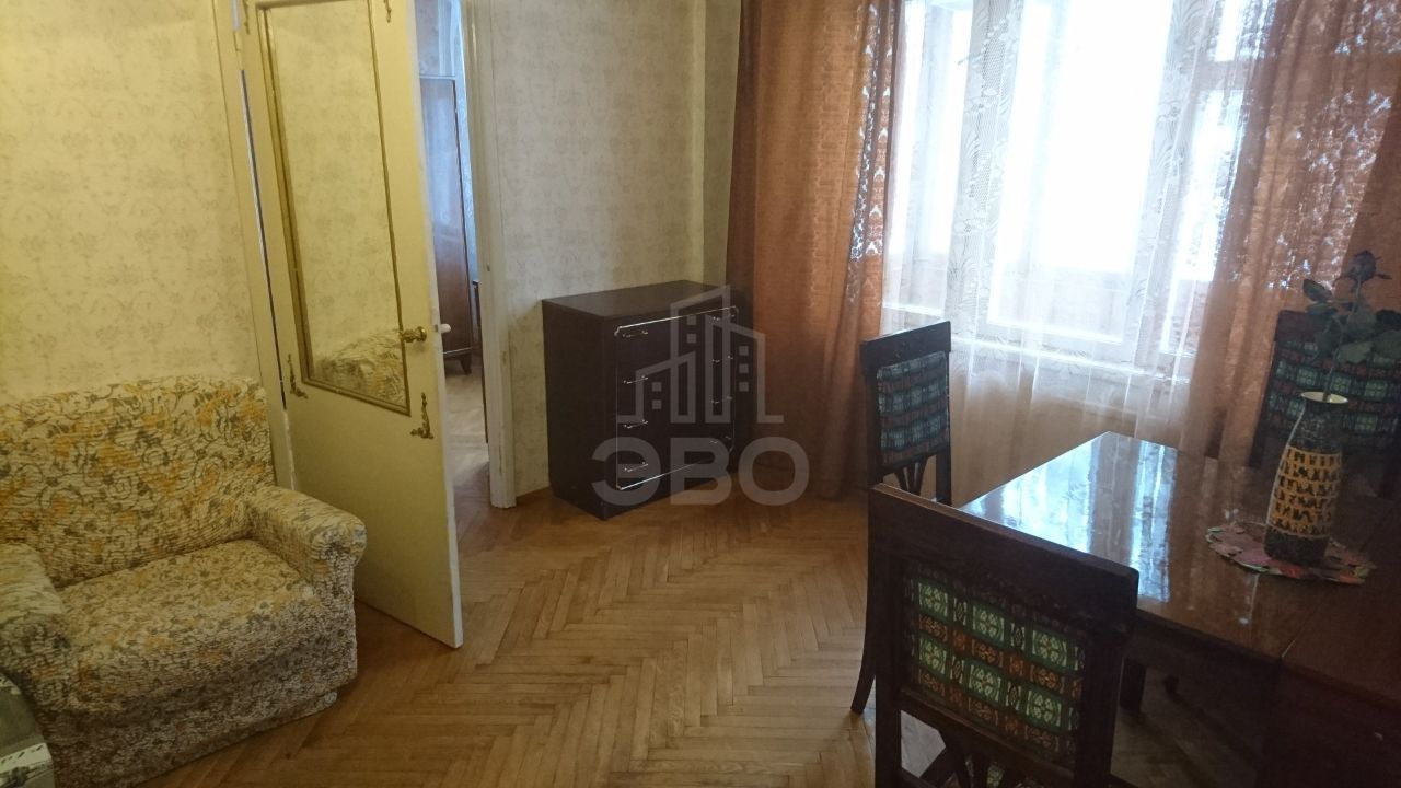 трехкомнатная квартира в Санкт-Петербурге по адресу: Маршала Блюхера пр-кт., 61, к.2