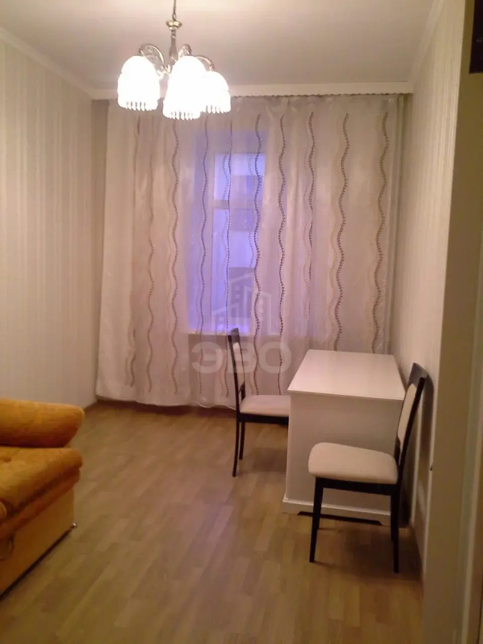 трехкомнатная квартира в Санкт-Петербурге по адресу: Кутузова наб., 30