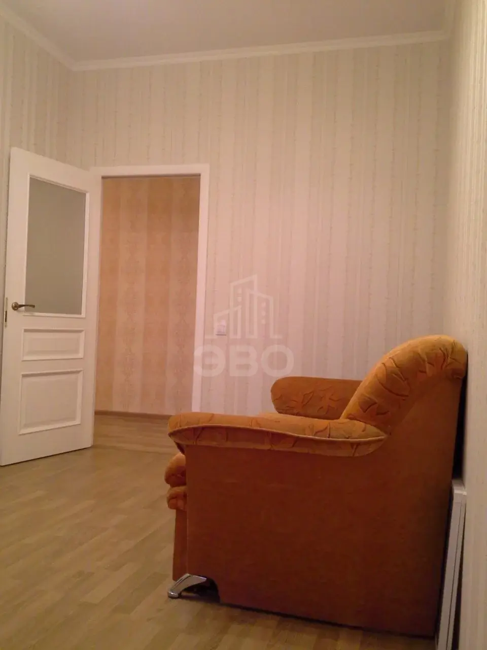 трехкомнатная квартира в Санкт-Петербурге по адресу: Кутузова наб., 30