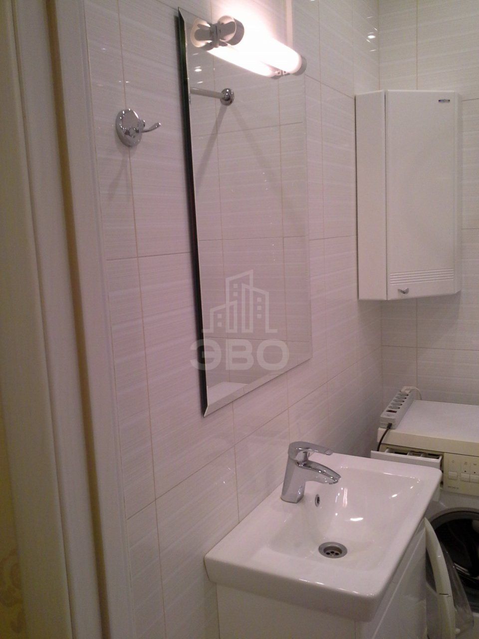 трехкомнатная квартира в Санкт-Петербурге по адресу: Кутузова наб., 30