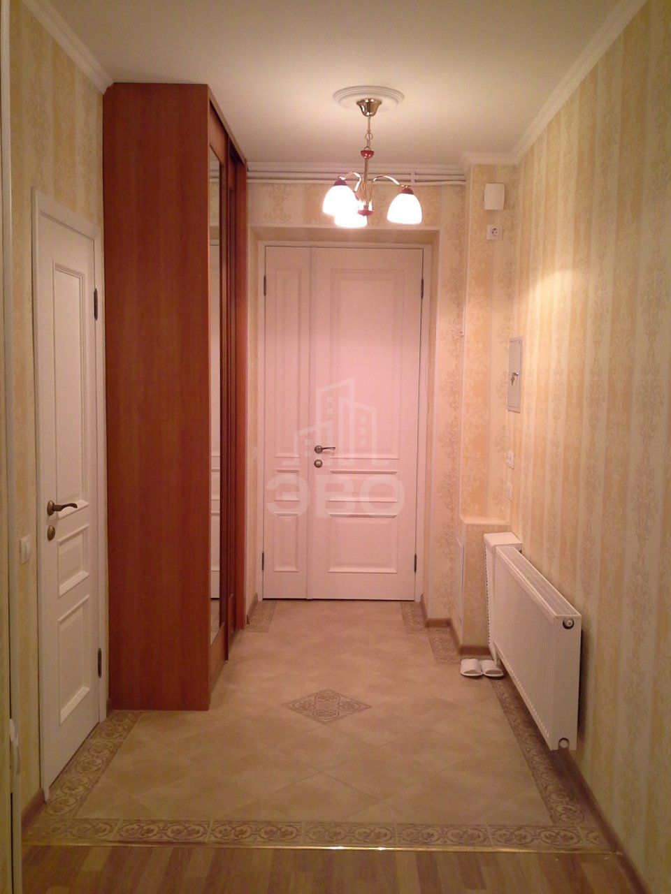 трехкомнатная квартира в Санкт-Петербурге по адресу: Кутузова наб., 30