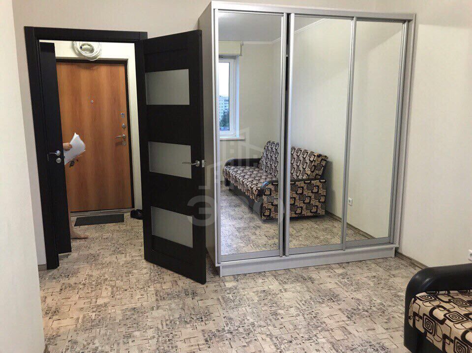 однокомнатная квартира в Санкт-Петербурге по адресу: Полевая ул., 9