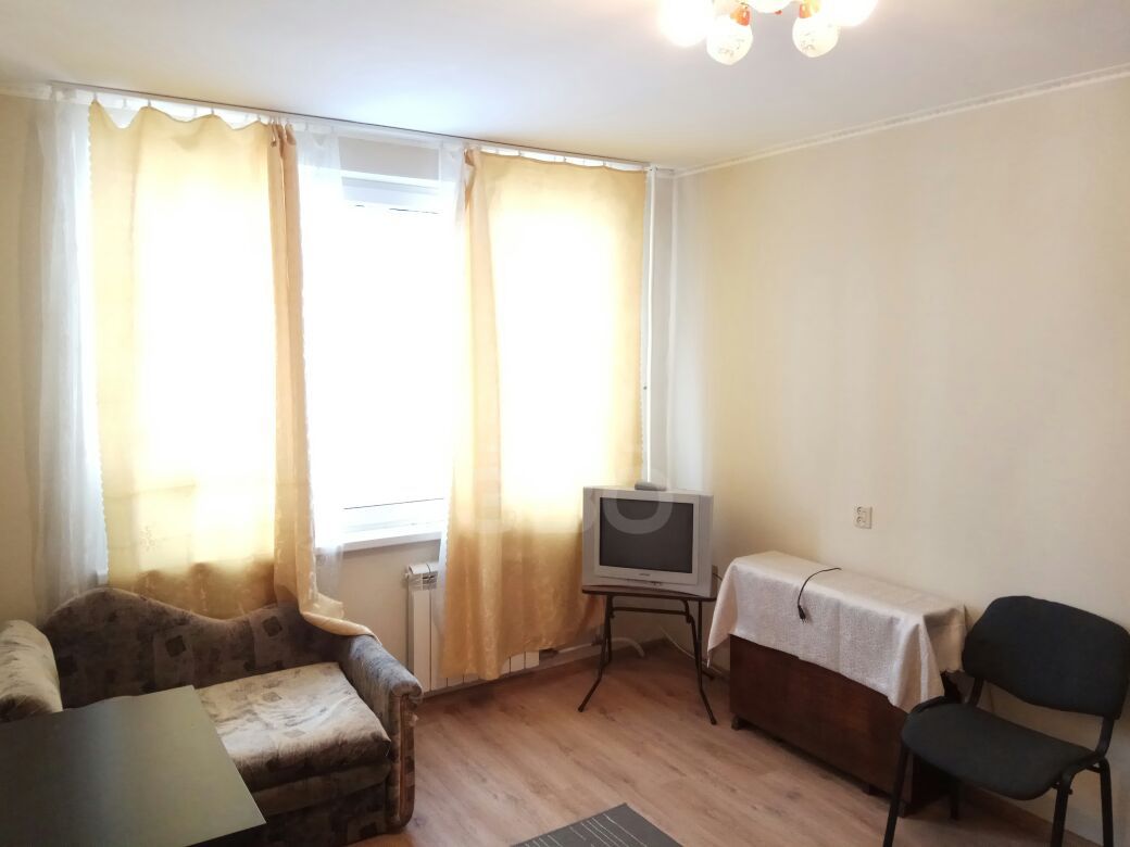 однокомнатная квартира в Санкт-Петербурге по адресу: Подвойского ул., 24