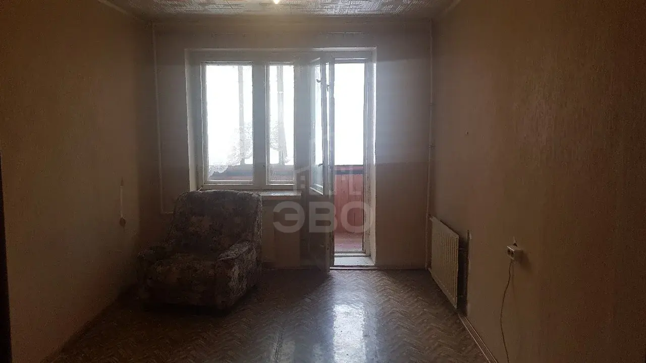комната в Санкт-Петербурге по адресу: Ударников пр-кт., 36