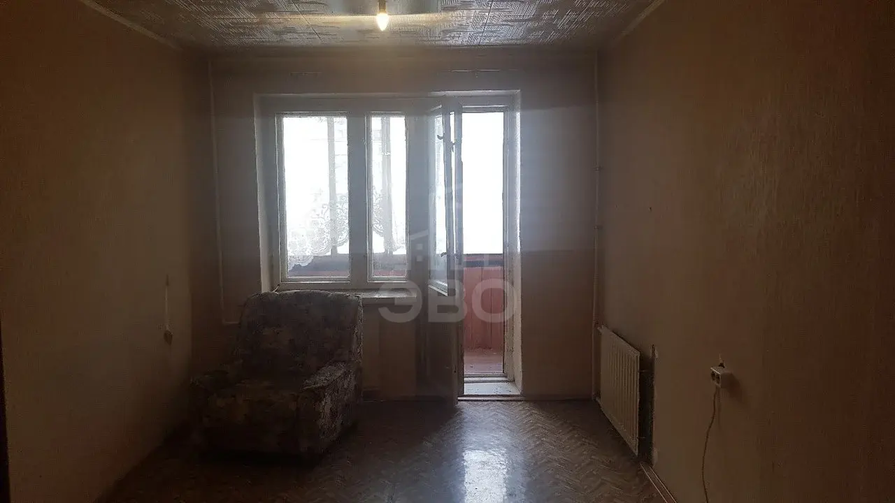 комната в Санкт-Петербурге по адресу: Ударников пр-кт., 36