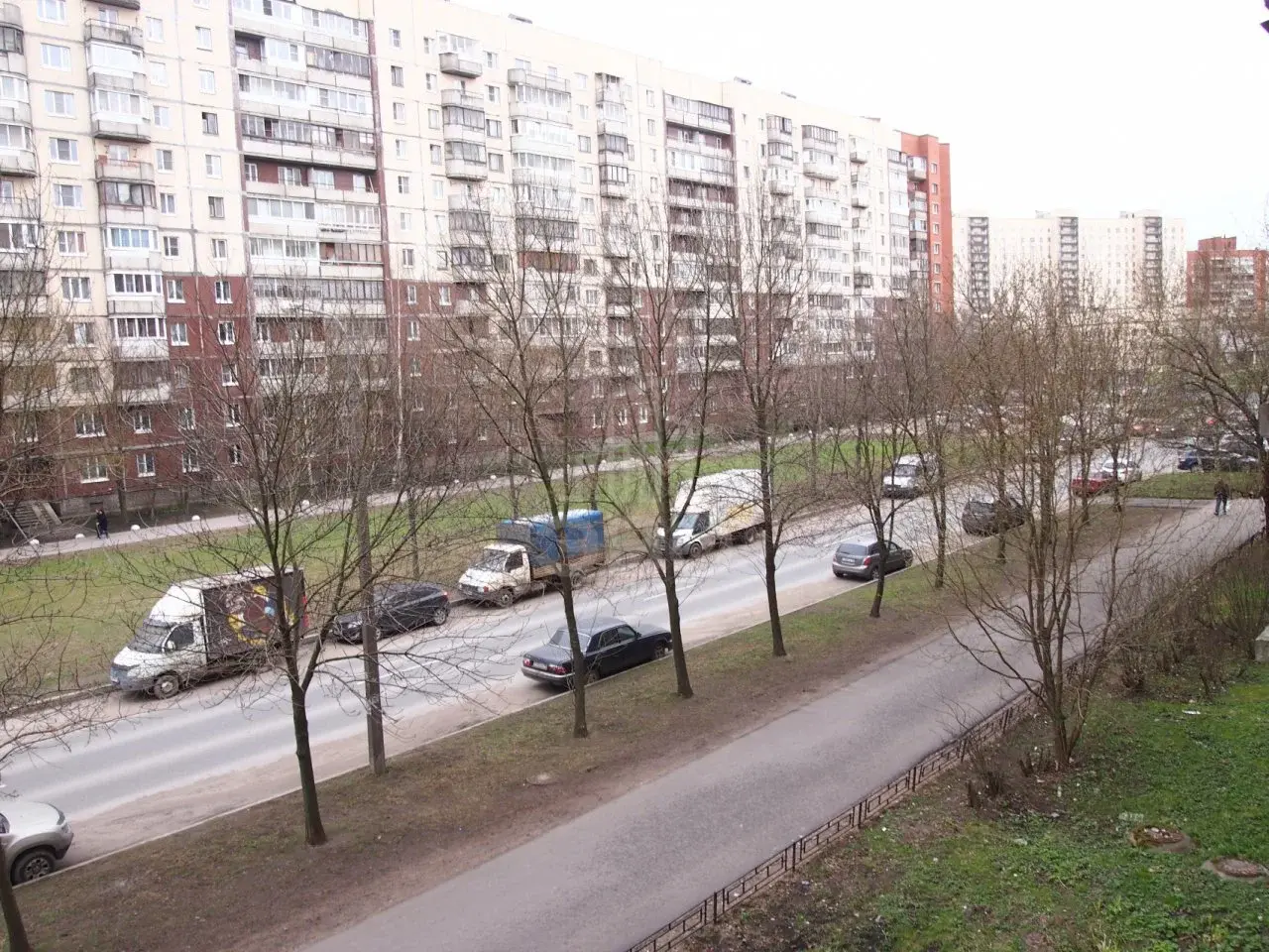 трехкомнатная квартира в Санкт-Петербурге по адресу: Дмитрия Устинова ул., 1, к А