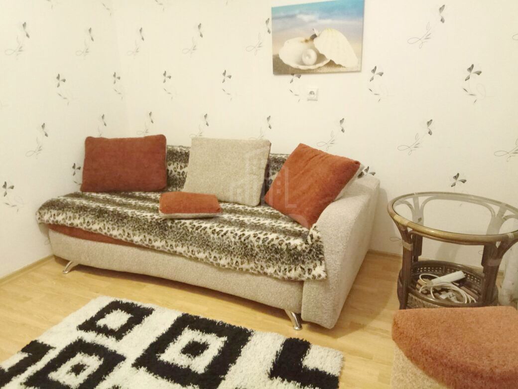 комната в Санкт-Петербурге по адресу: Маршала Новикова ул., 1, к 1