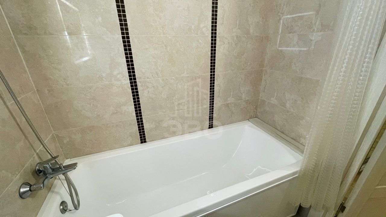 однокомнатная квартира в Санкт-Петербурге по адресу: Кременчугская ул., 21, к 3