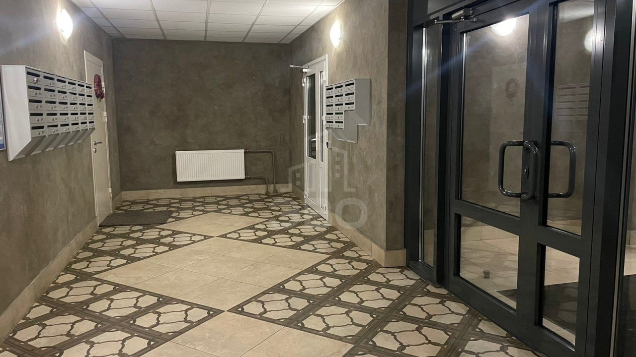 однокомнатная квартира в Санкт-Петербурге по адресу: Кременчугская ул., 21, к 3