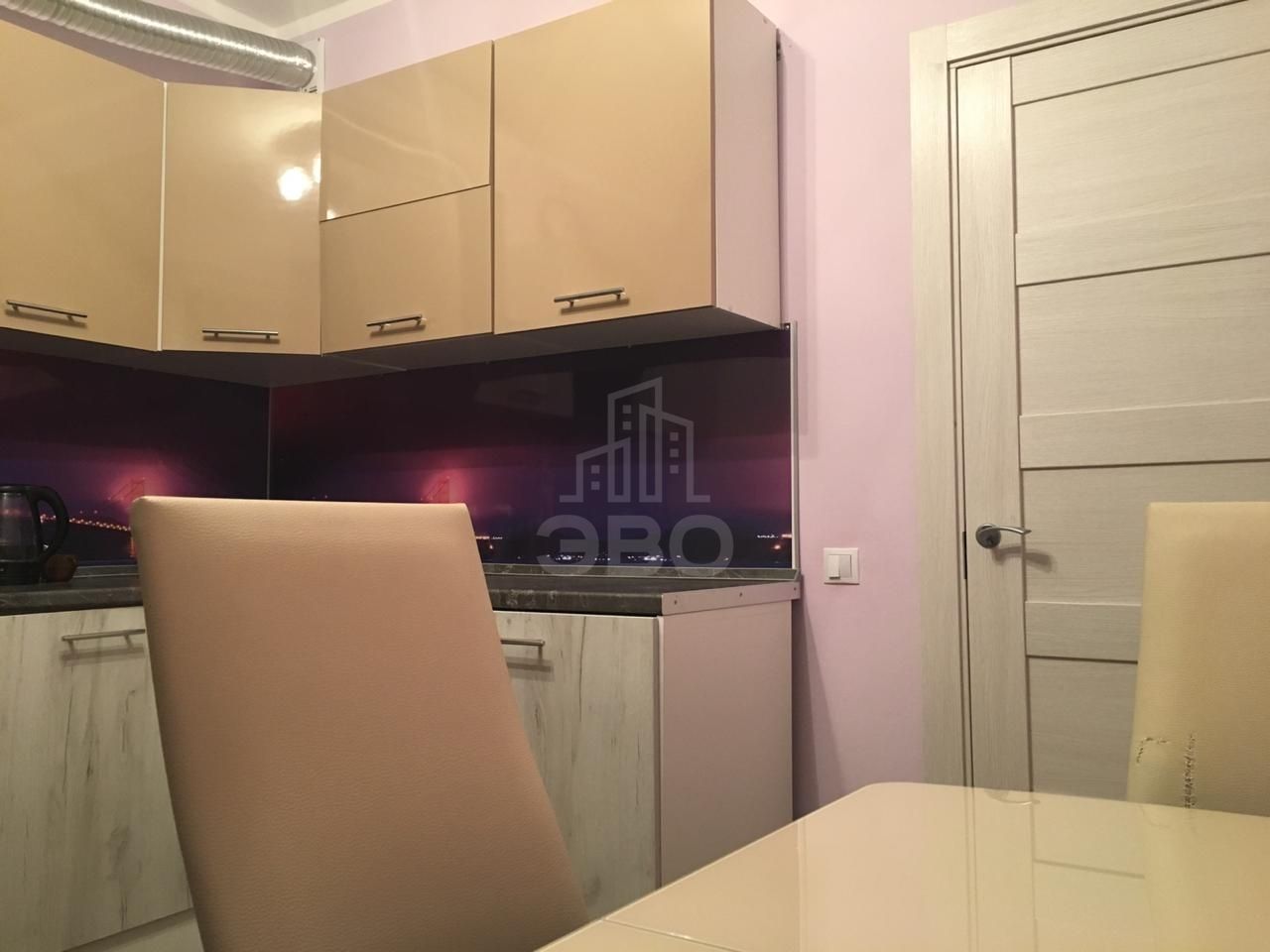 однокомнатная квартира в Санкт-Петербурге по адресу: Кременчугская ул., 21, к 3