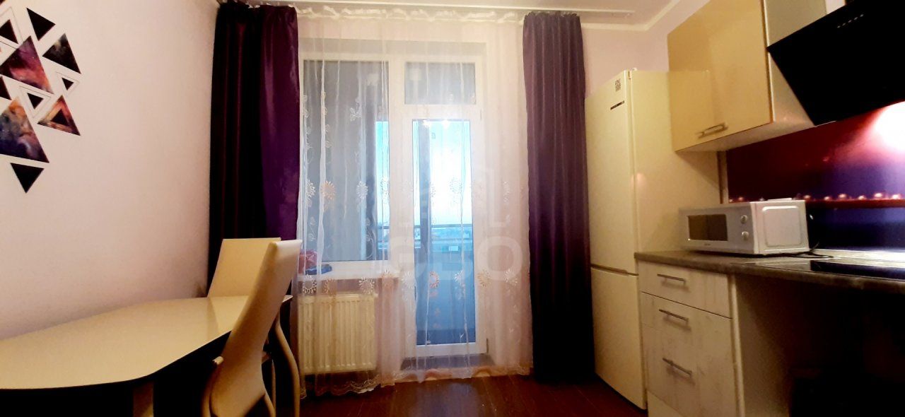 однокомнатная квартира в Санкт-Петербурге по адресу: Кременчугская ул., 21, к 3