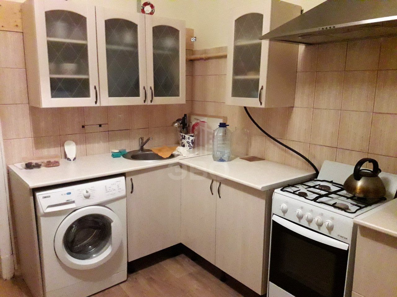 трехкомнатная квартира в Санкт-Петербурге по адресу: Смолячкова ул., 12