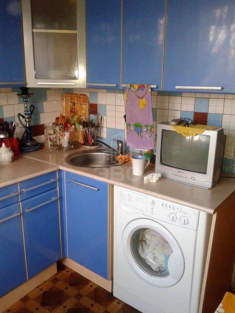 комната в Санкт-Петербурге по адресу: Художников проспект, 15