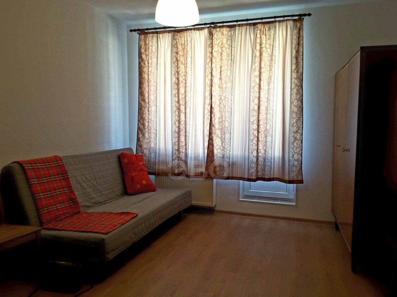 однокомнатная квартира в Санкт-Петербурге по адресу: Столичная ул., 5