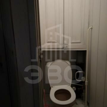 комната в Санкт-Петербурге по адресу: Коммуны ул., 28, к 2