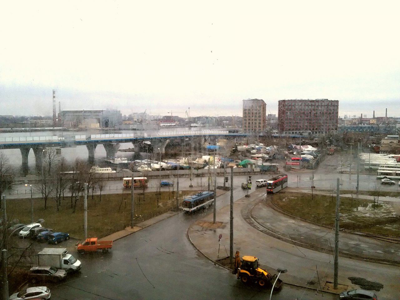 однокомнатная квартира в Санкт-Петербурге по адресу: Кораблестроителей ул., 46, к 1