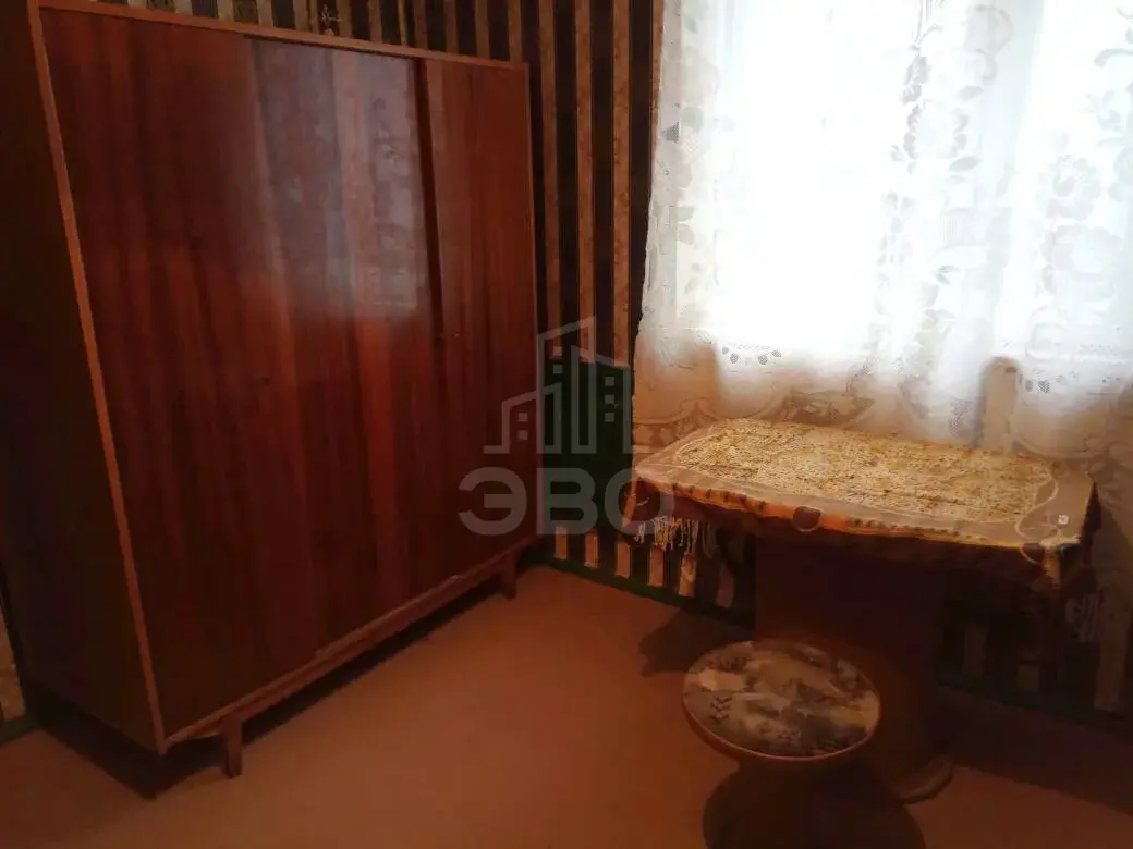 комната в Санкт-Петербурге по адресу: Авиаконструкторов пр-кт., 1
