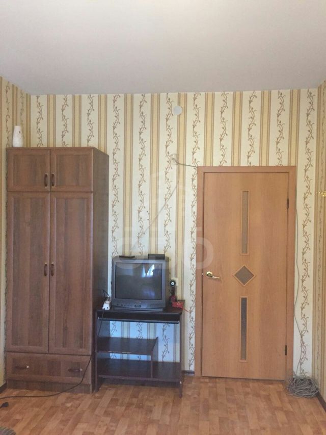 комната в Санкт-Петербурге по адресу: Полевая ул., 1