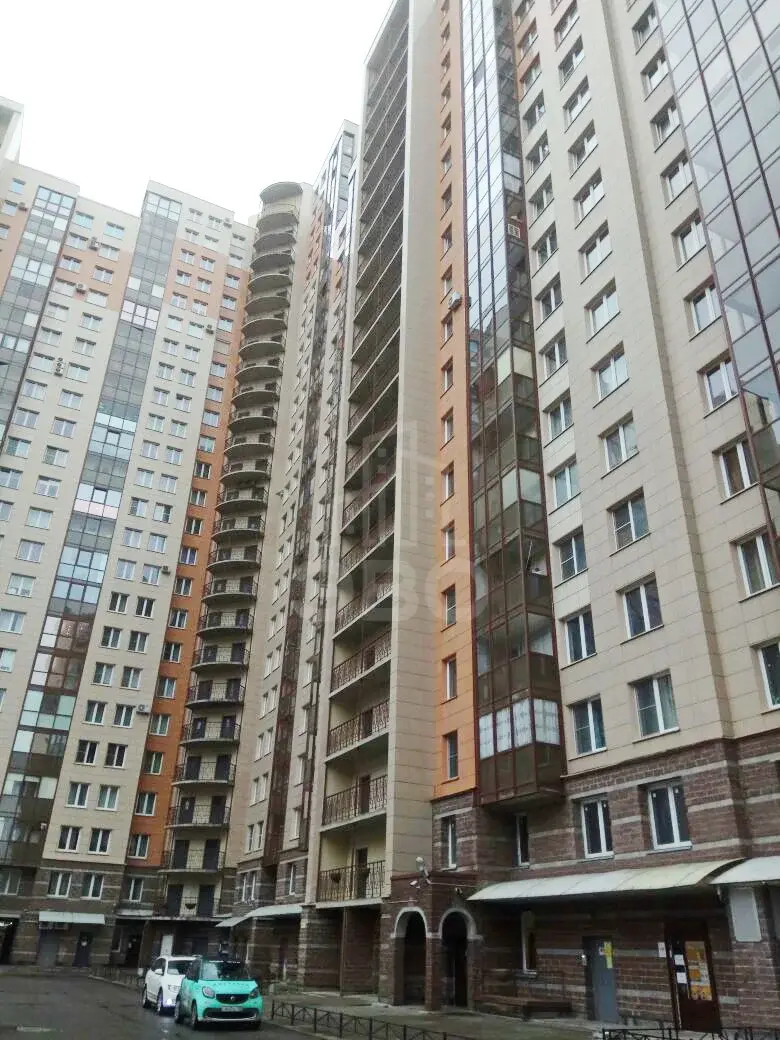 однокомнатная квартира в Санкт-Петербурге по адресу: Шуваловский пр-кт., 41, к 1