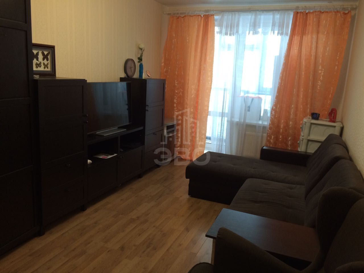 трехкомнатная квартира в Санкт-Петербурге по адресу: Обуховской Обороны пр-кт., 138