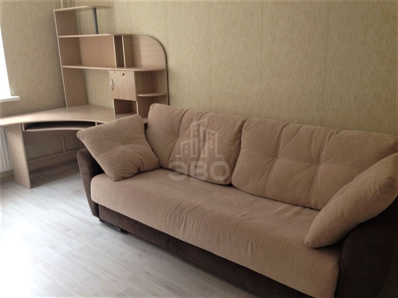 трехкомнатная квартира в Санкт-Петербурге по адресу: Федора Абрамова ул., 19, к 1