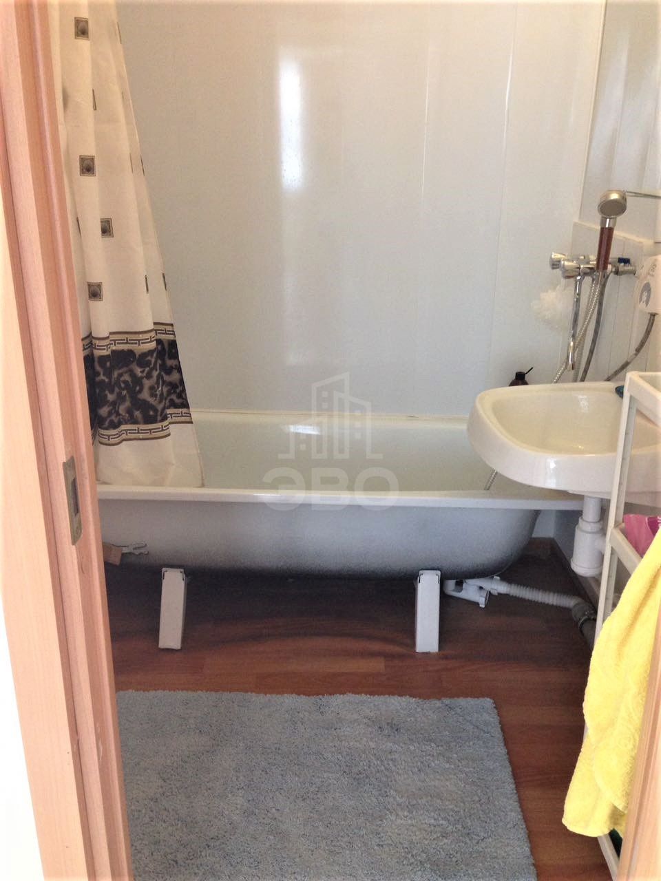 трехкомнатная квартира в Санкт-Петербурге по адресу: Федора Абрамова ул., 19, к 1