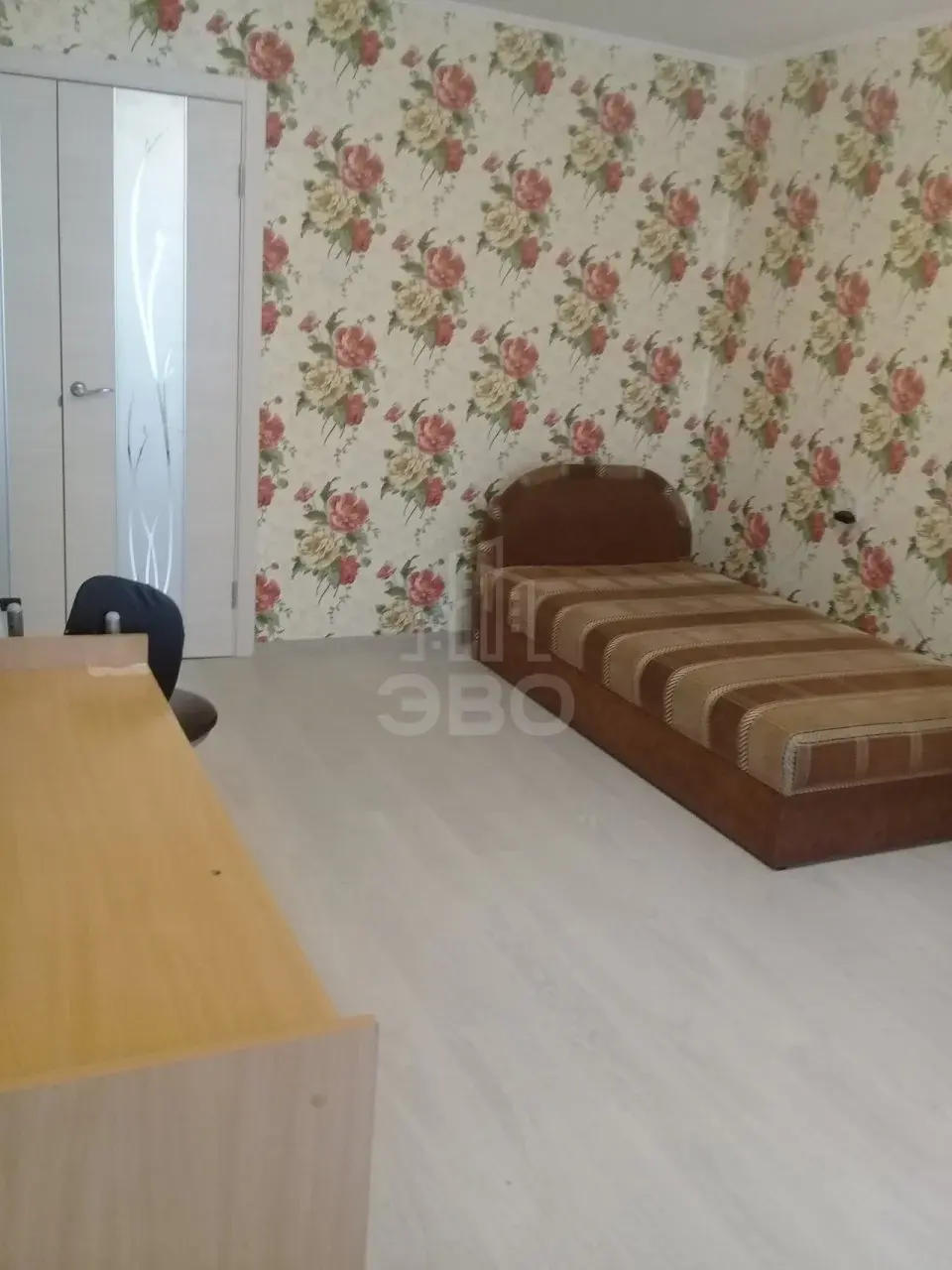 комната в Санкт-Петербурге по адресу: Большевиков пр-кт., 1