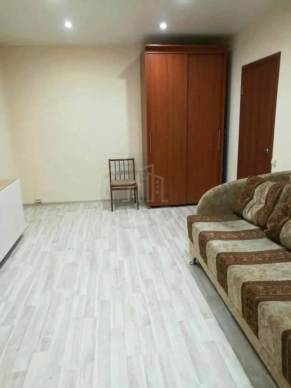 однокомнатная квартира в Санкт-Петербурге по адресу: Ударников пр-кт., 38, к 2