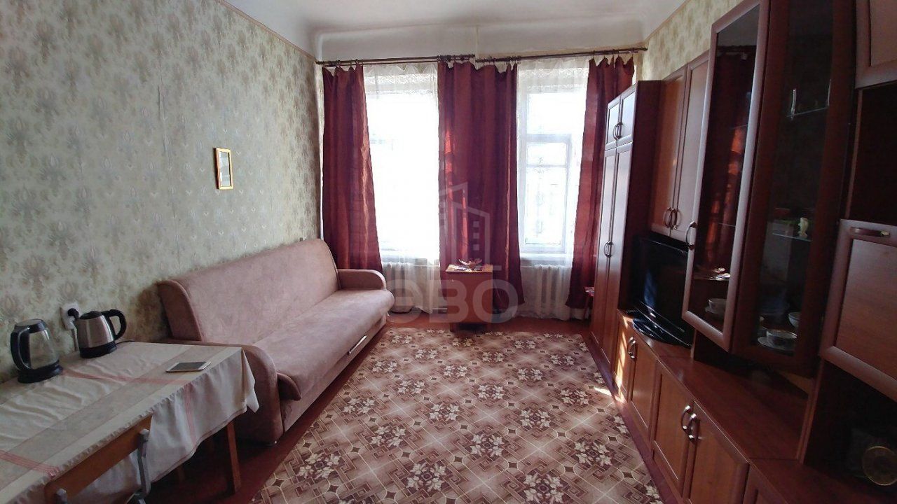 комната в Санкт-Петербурге по адресу: Большая Зеленина ул., 31