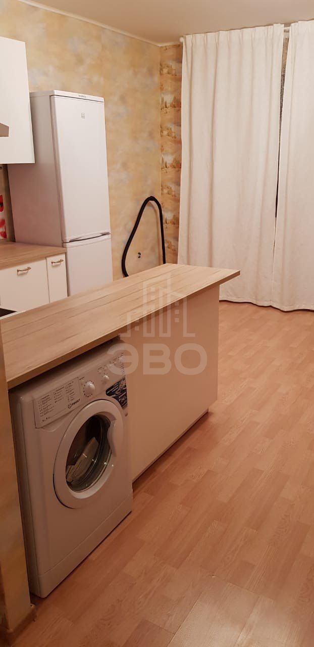 однокомнатная квартира в Санкт-Петербурге по адресу: Шоссе в Лаврики ул., 83