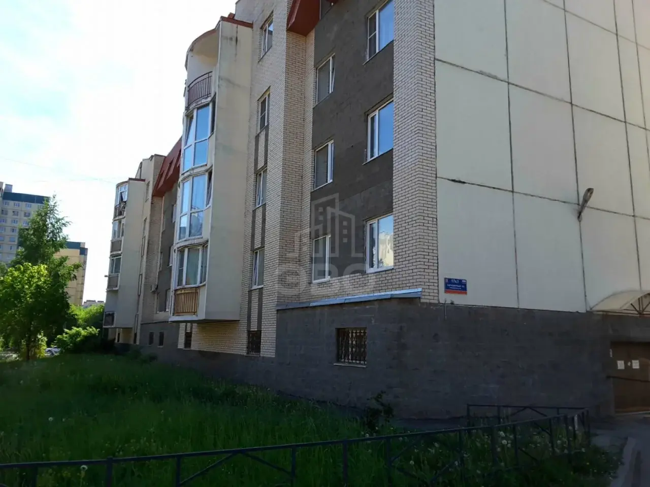 однокомнатная квартира в Санкт-Петербурге по адресу: Парашютная ул., 17, к 1